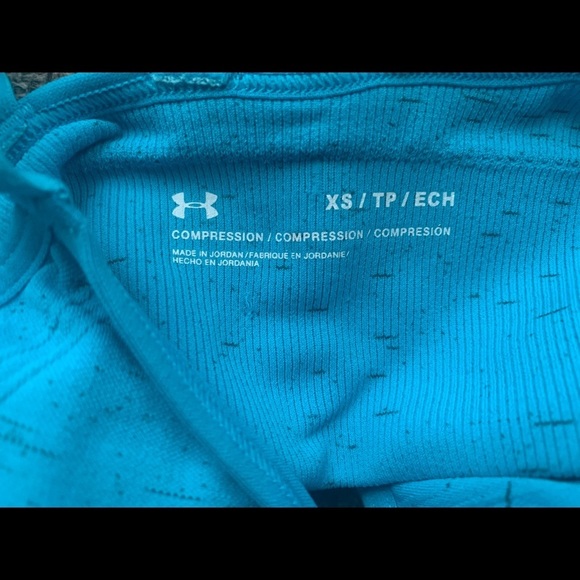 NWT Under Armour Women's Seamless Low Impact sports bra X-Small - Picture 7 of 7